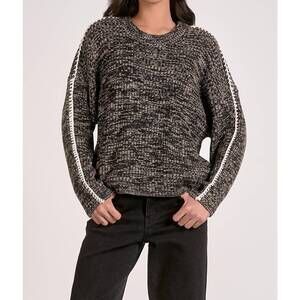 NEW ELAN crewneck blanket sweater in black white